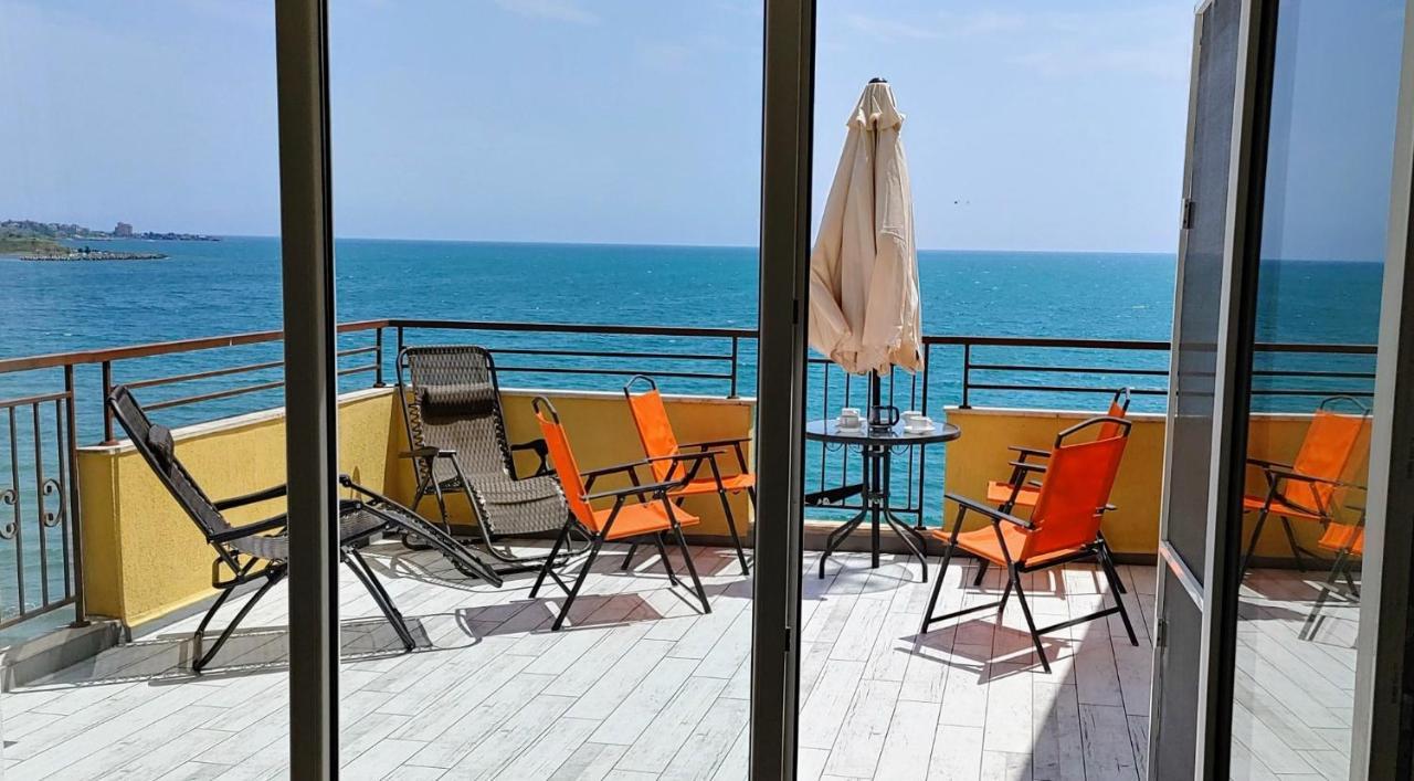 Akb Apartment Sea View Aheloj Kültér fotó