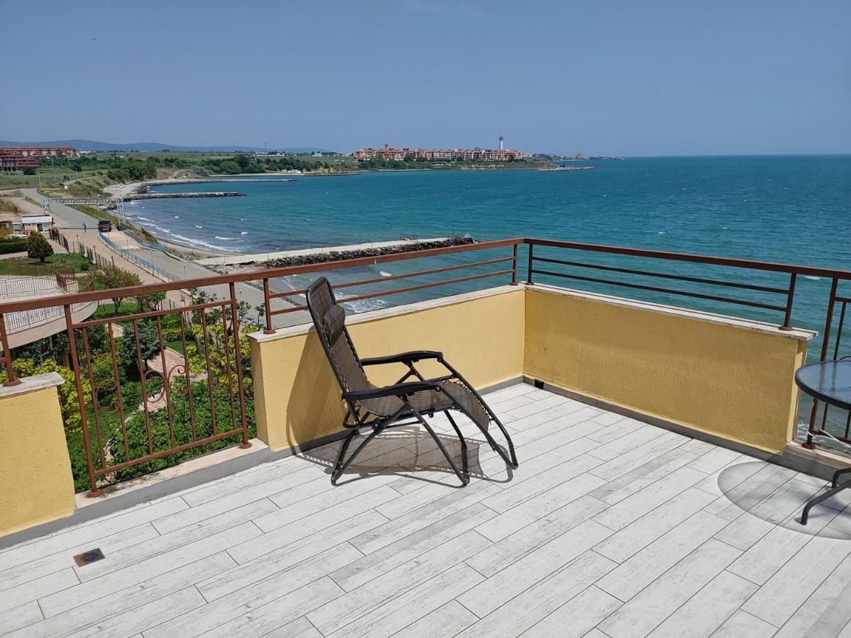 Akb Apartment Sea View Aheloj Kültér fotó