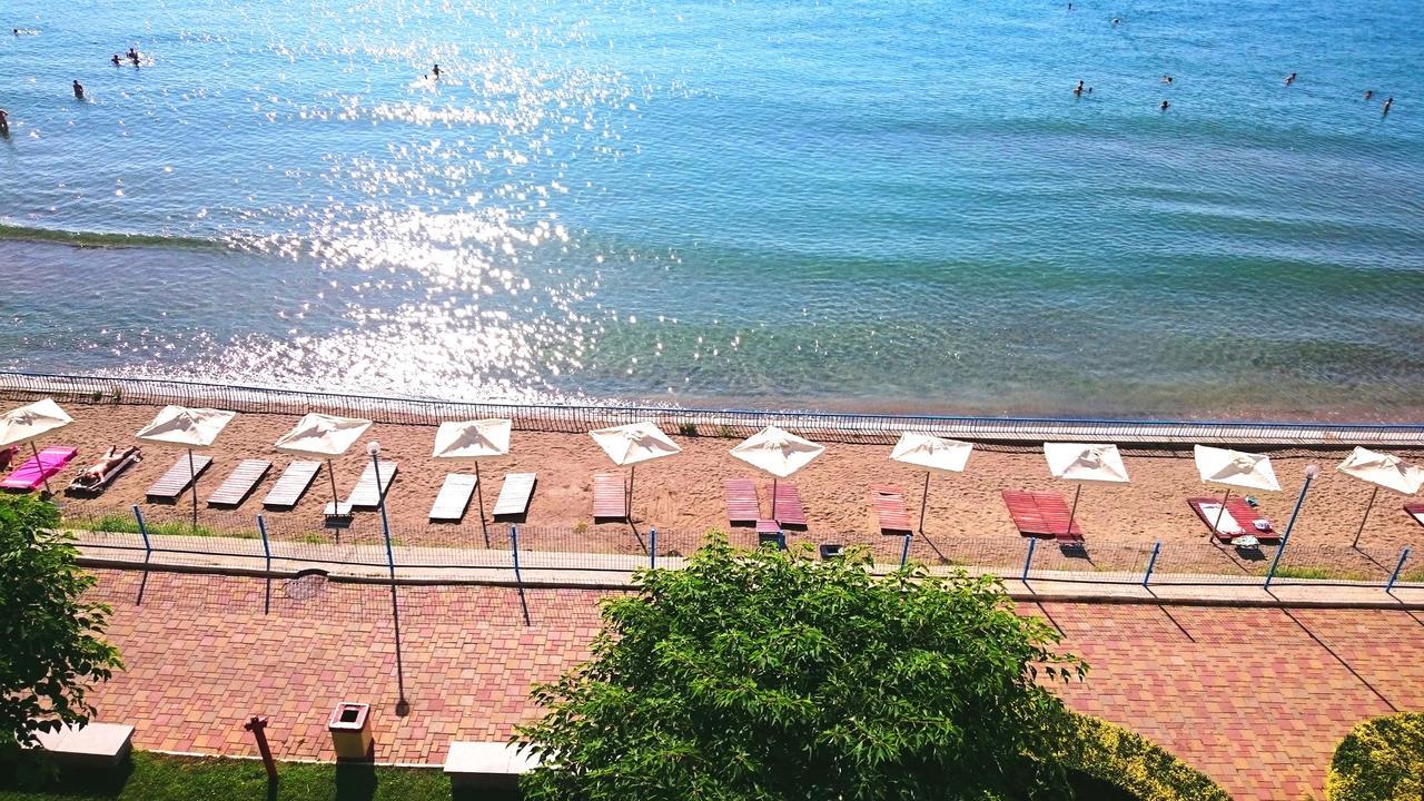 Akb Apartment Sea View Aheloj Kültér fotó