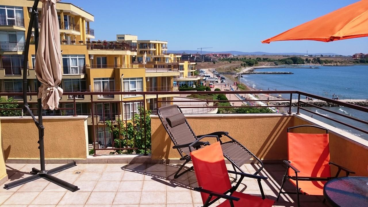Akb Apartment Sea View Aheloj Kültér fotó